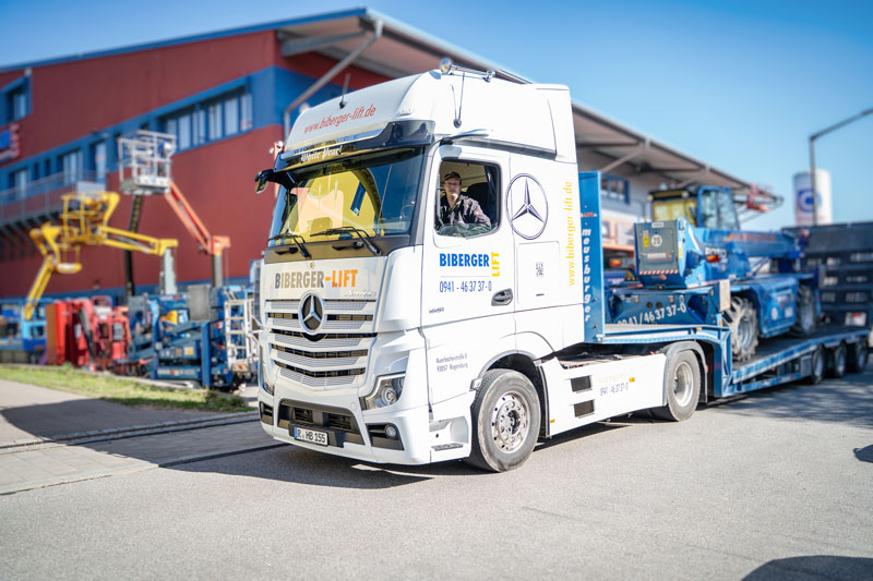 Nahaufnahme von einer Mastbühne