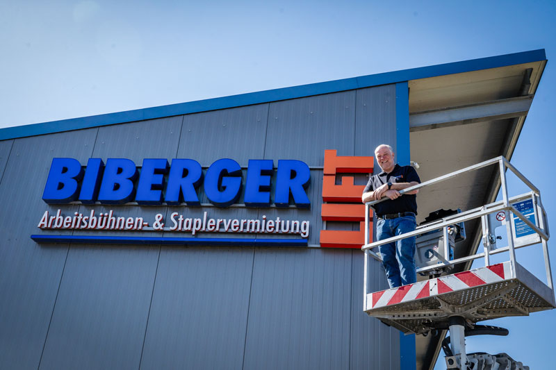 Nahaufnahme von einer Mastbühne